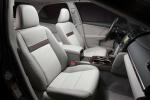 Toyota Camry XLE 2012 года